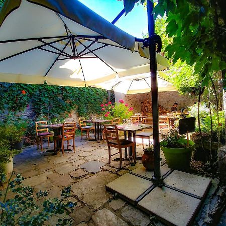 Les Tables De La Fontaine Hotel Florac Zewnętrze zdjęcie